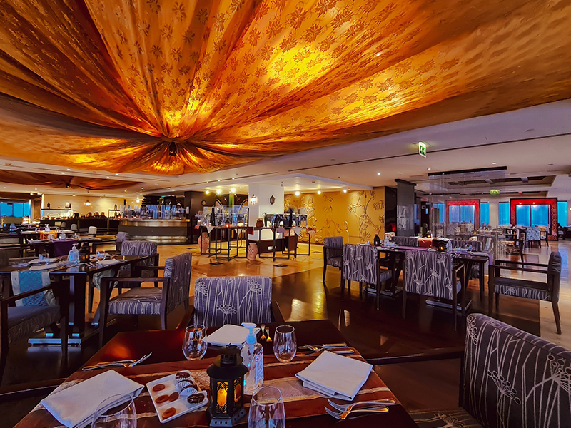 أجواء رمضانية رائعة في فندق "بارك ريجيس كريس كين"